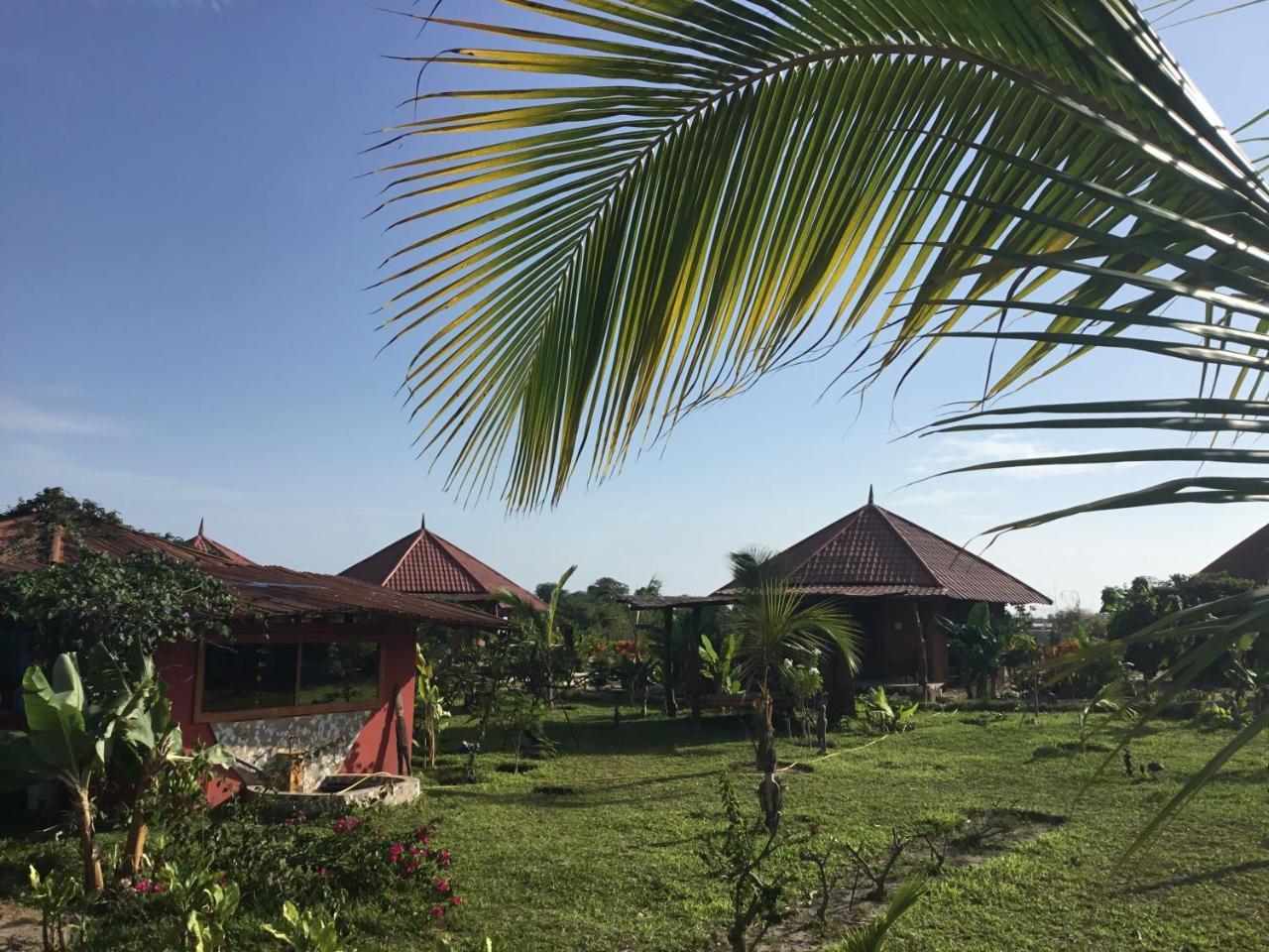 Mama Africa Art Residence & Art Center Gambia Tanji Exterior foto